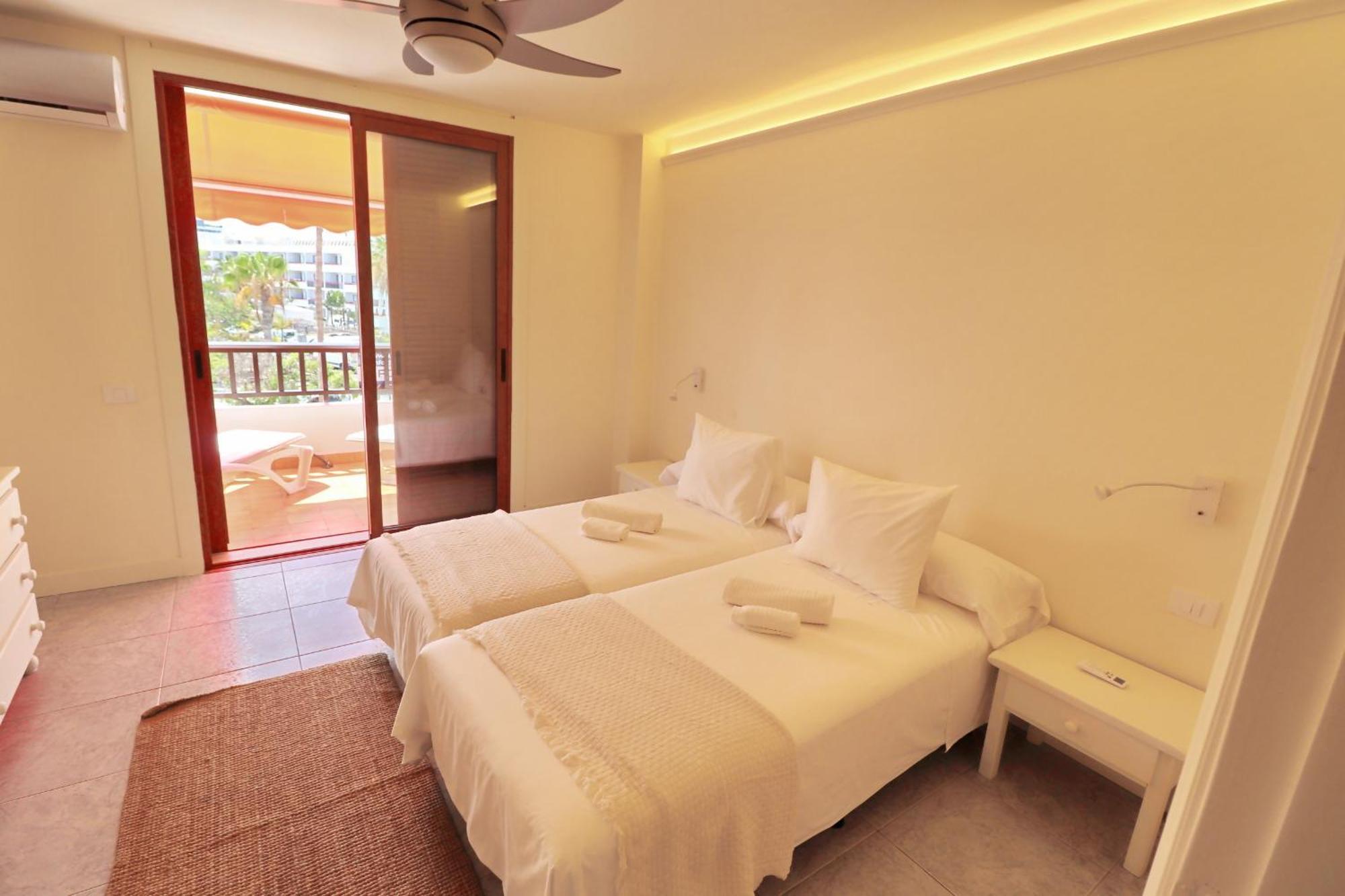 Parque Santiago Ii 122 By Tenerife & Sales Apartment Playa de las Americas (Tenerife)